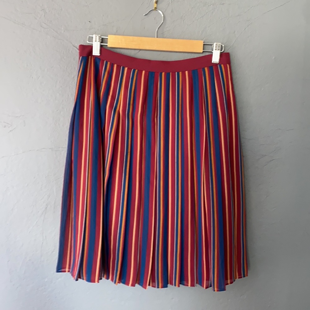 NWT Ann Taylor Pleated Striped Skirt Business Casual Retro Size 6P Academia - Picture 6 of 6